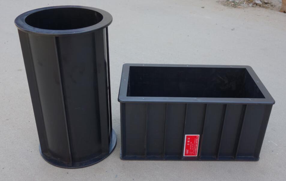 Beton örneği delilik için plastik küp kalıbı