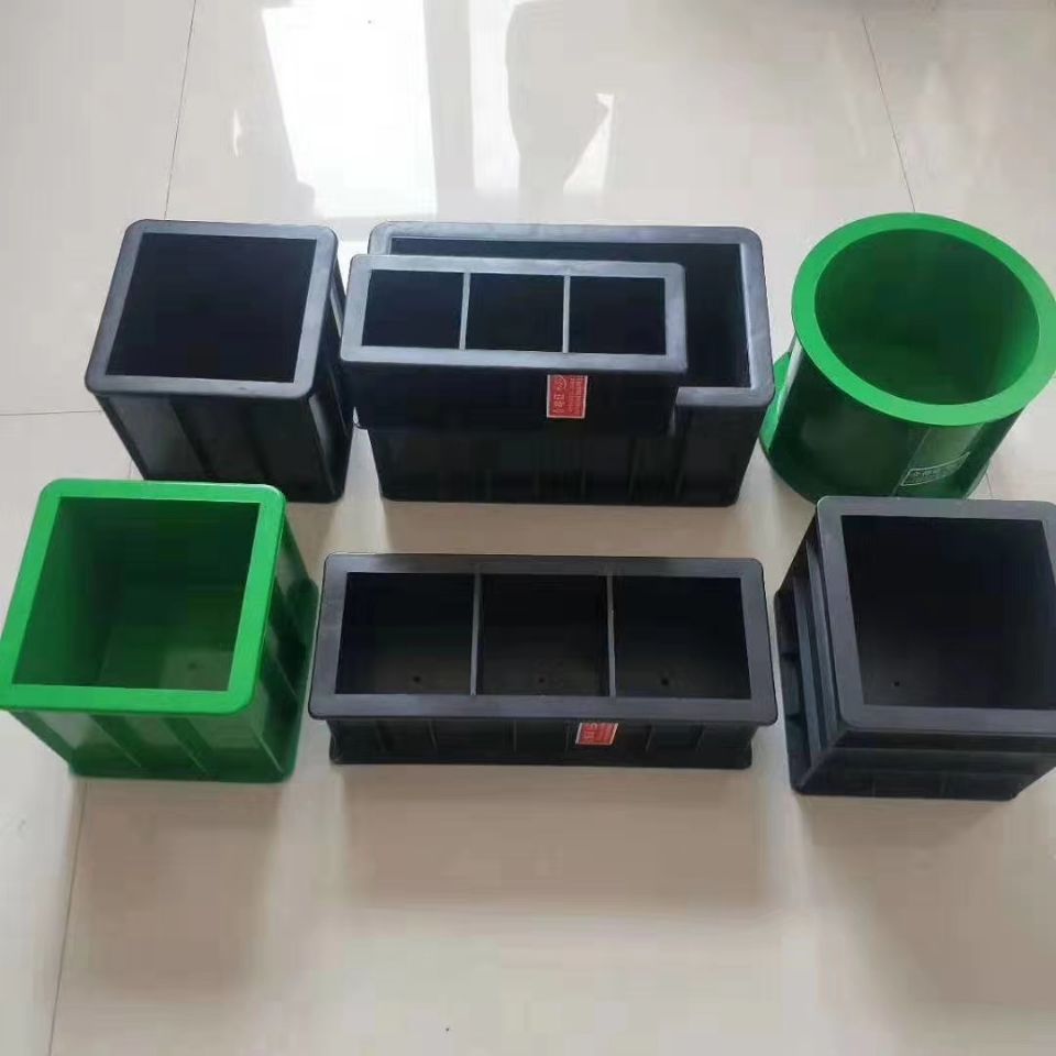 Beton küp test kalıbı
