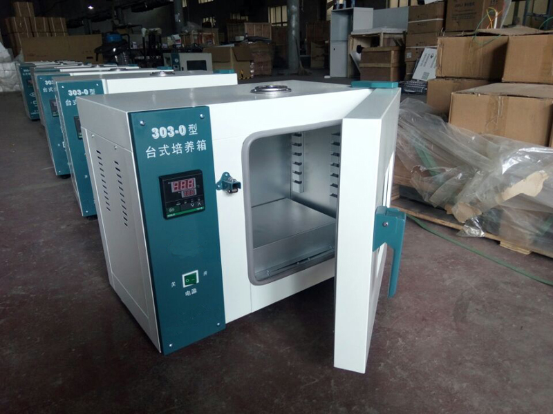 Laboratuvar Elektrik İnkübatör