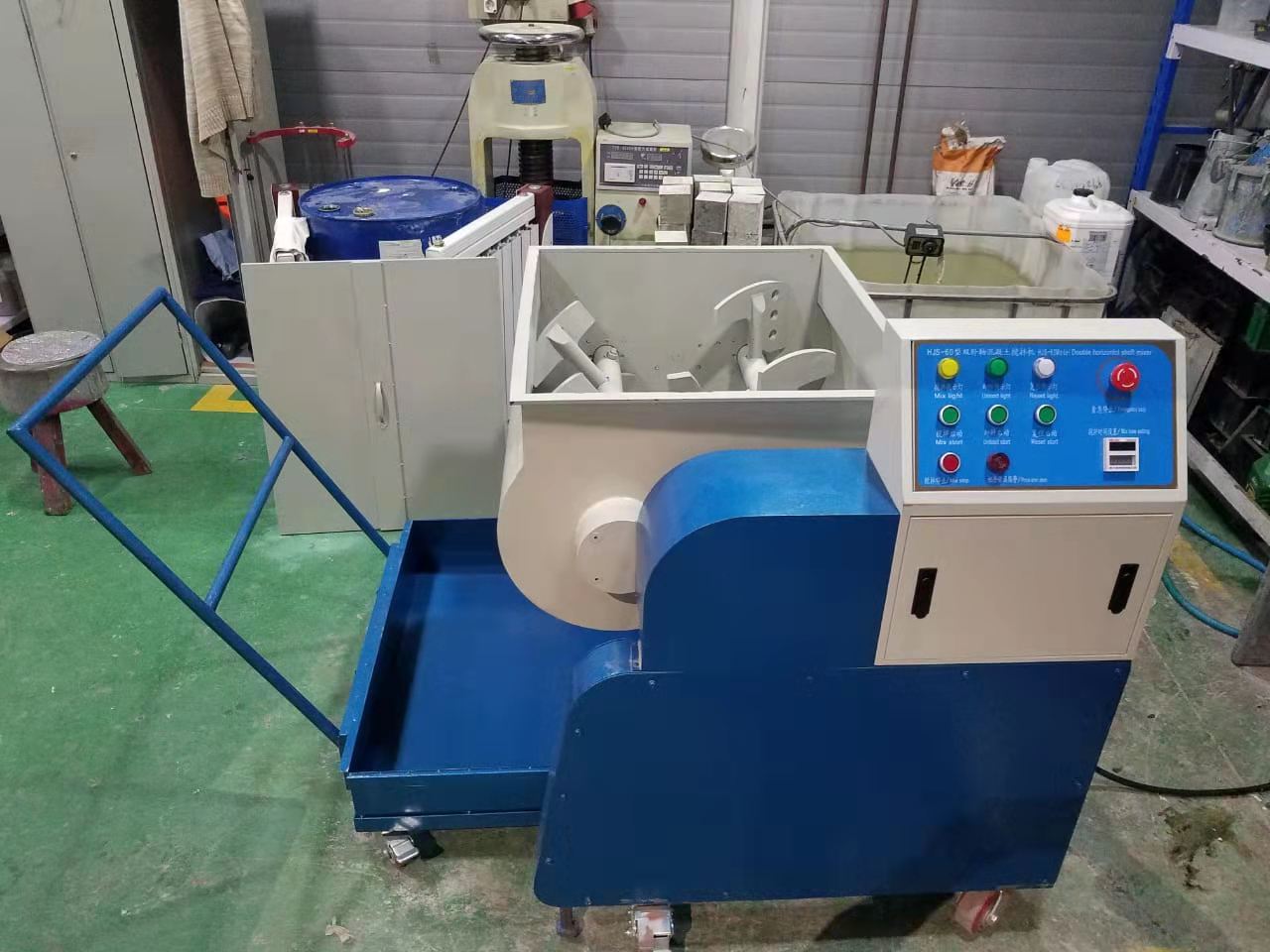 Toplu bitki mini beton mikser